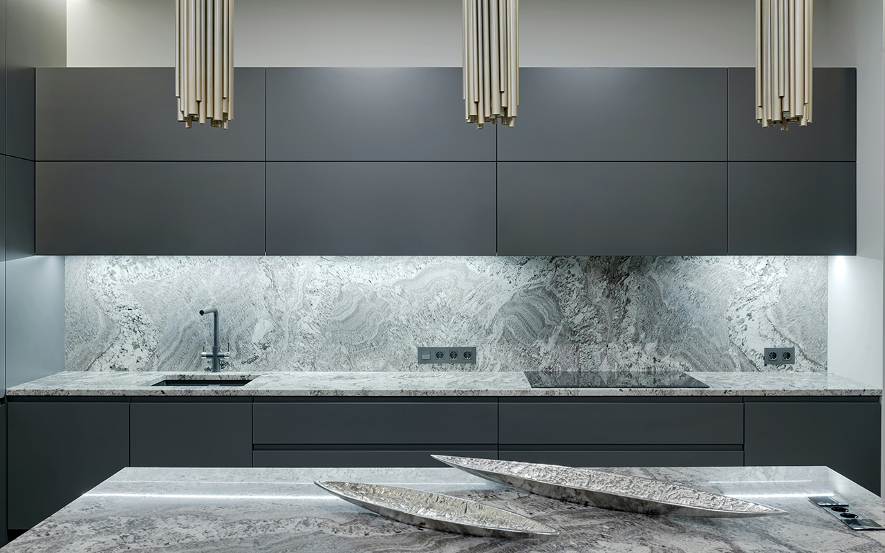 Black Vincent Granite Countertop Remnant 81